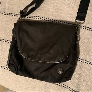 Adjustable Black Lululemon Crossbody Purse